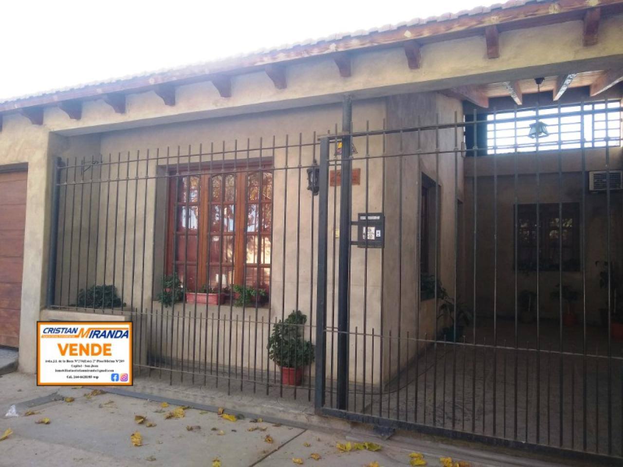 Casa en venta en Santa Lucia
