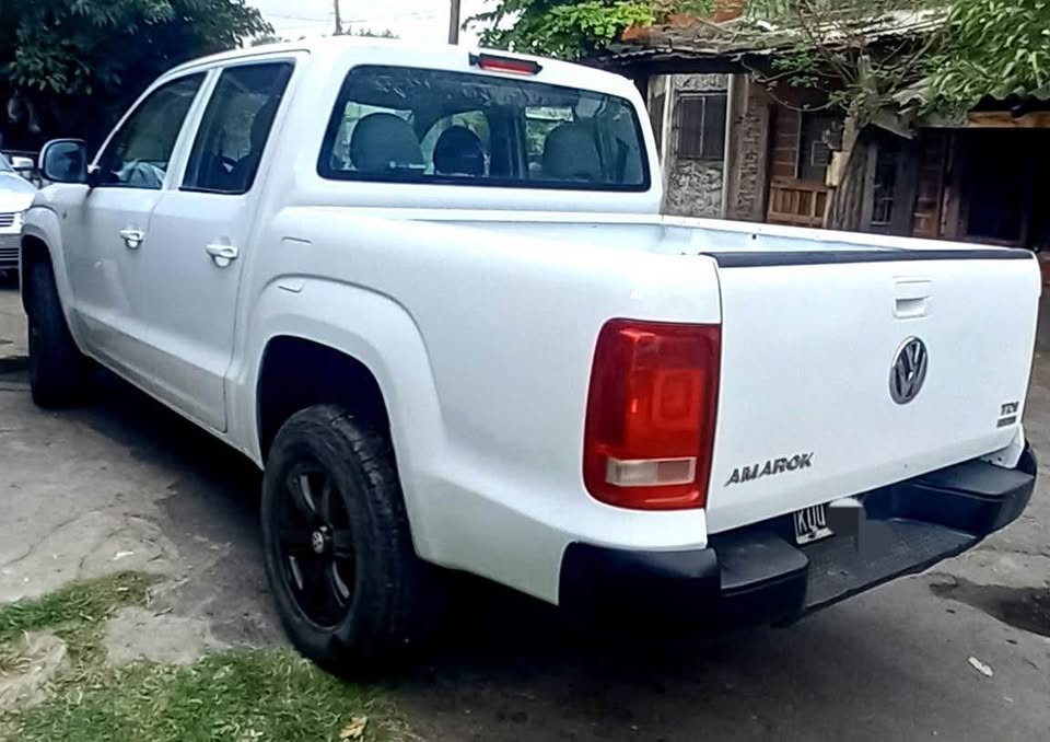 VOLKSWAGEN AMAROK 2.0 TDI 4x4 st5 año 2011 - Imagen 2