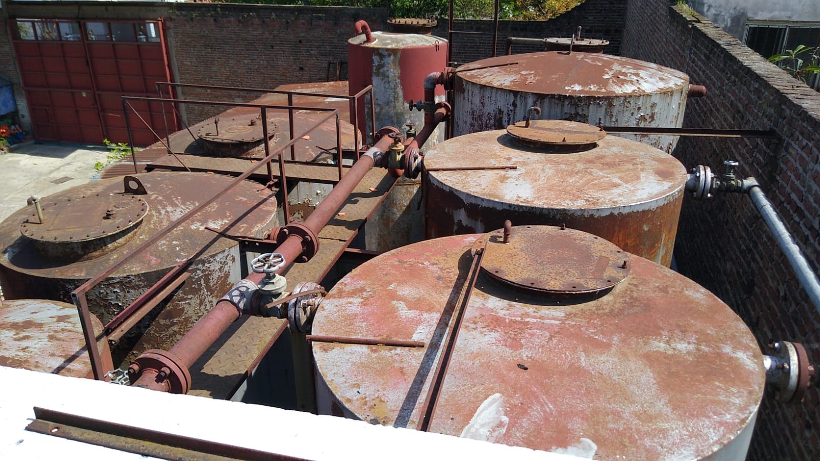 Tanques varios hierro - Imagen 5